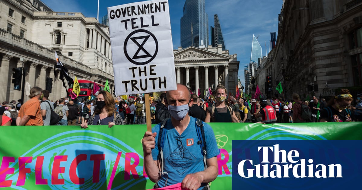 Extinction Rebellion launches campaign of financial disobedience