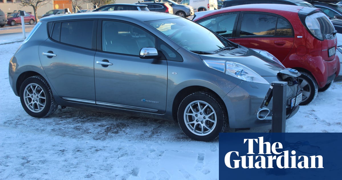Norway's electric car drive belies national reliance on fossil fuels
