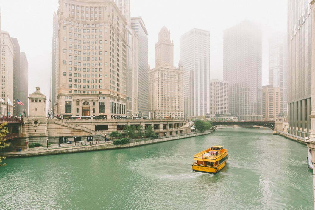 ferry river city city boat cityscape cityscape skyline fog tourism cruise chicago ferry urban tour t20 W7nNk1 This is how nature can inspire us to create sustainable cities