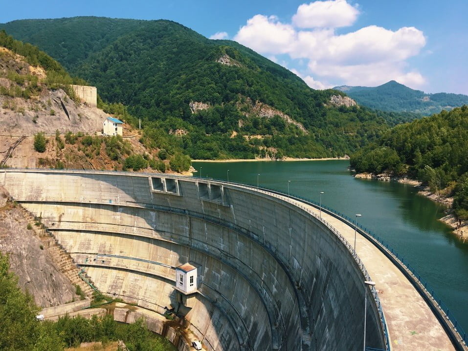 dam landscape t20 7lp4dN Renewable energy needs pumped hydro storage
