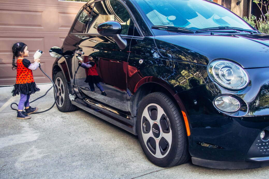 little ladybug girl charging ev electric car for her parents even luigi the fiat 500e needs electric t20 XQGXvb Inside Hewlett Foundation’s plan to electrify all road transportation by 2050