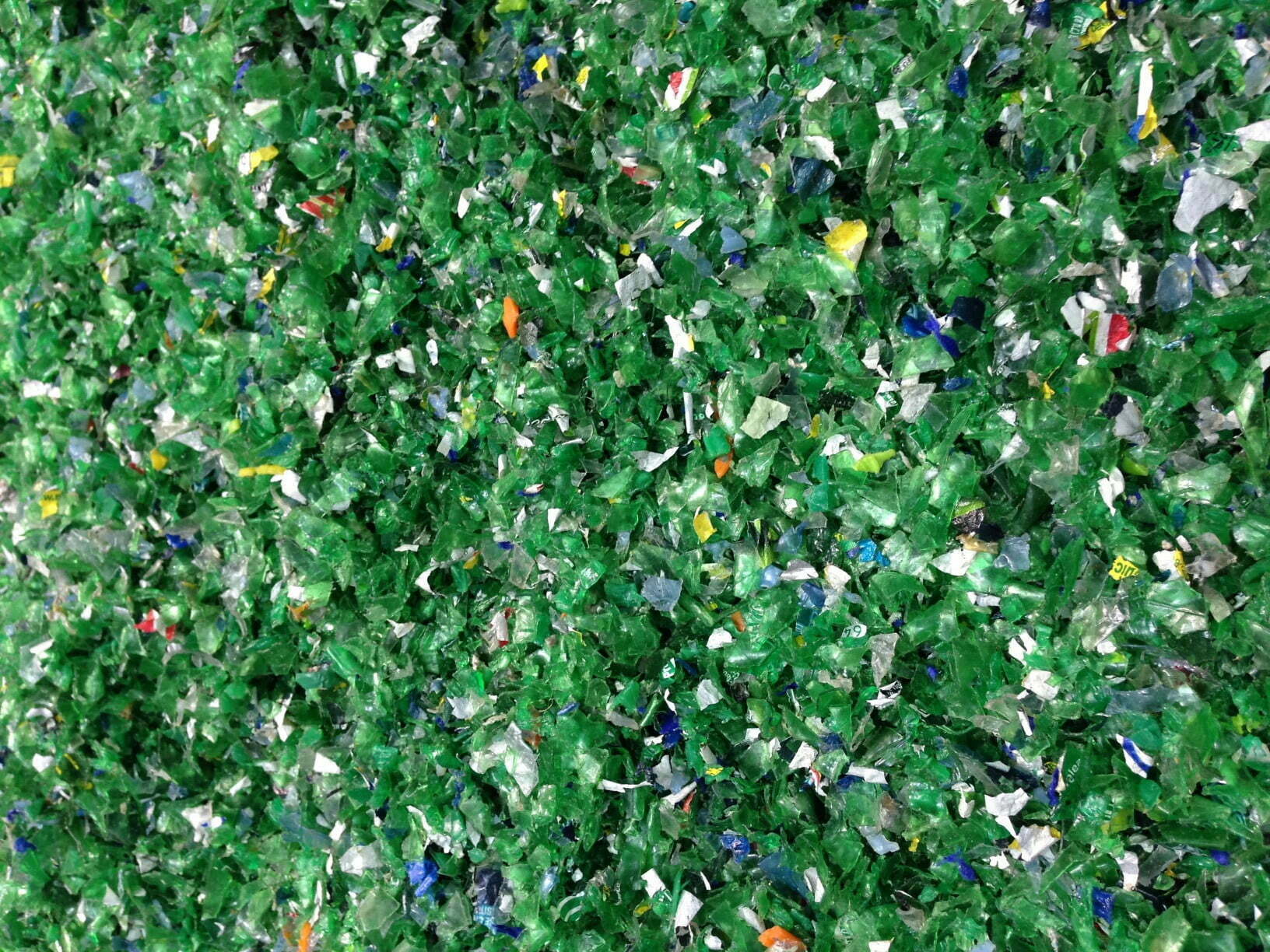recycling center plastic pieces with labels from soda and other drink bottles earth day trash make t20 eORlem Here's How Carbon Dioxide Can be Used to Make Biodegradable Plastics