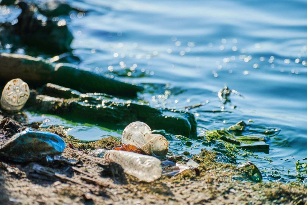 environmental pollution river water dirty garbage toxic waste trash harmful rubbish biohazard t20 VWEyB1 Scuba Divers Remove More Than 25,000 Pounds of Debris from Lake Tahoe
