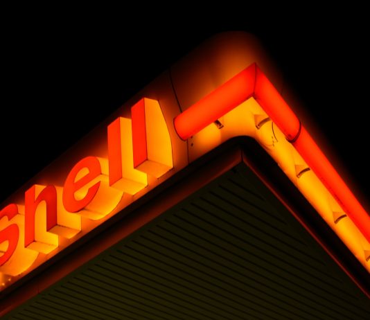 shell gas station F1rES0sVuIw unsplash Shell BOD Sued by Shareholders