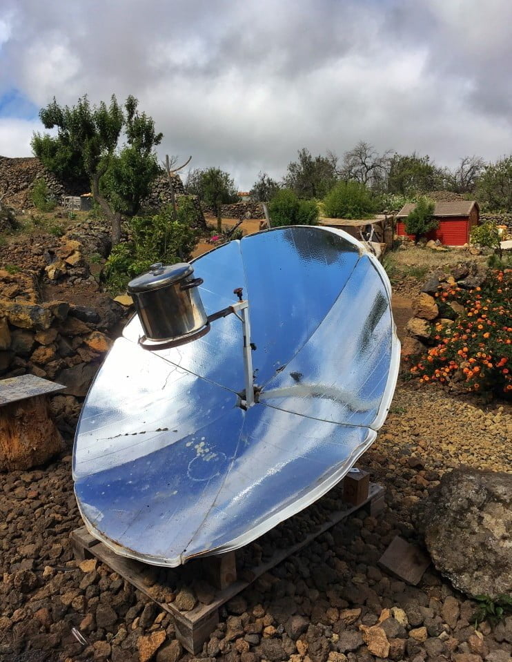 solar cooking t20 YQQg1O Save the Environment and your Electricity Bill with DIY Solar Cookers.
