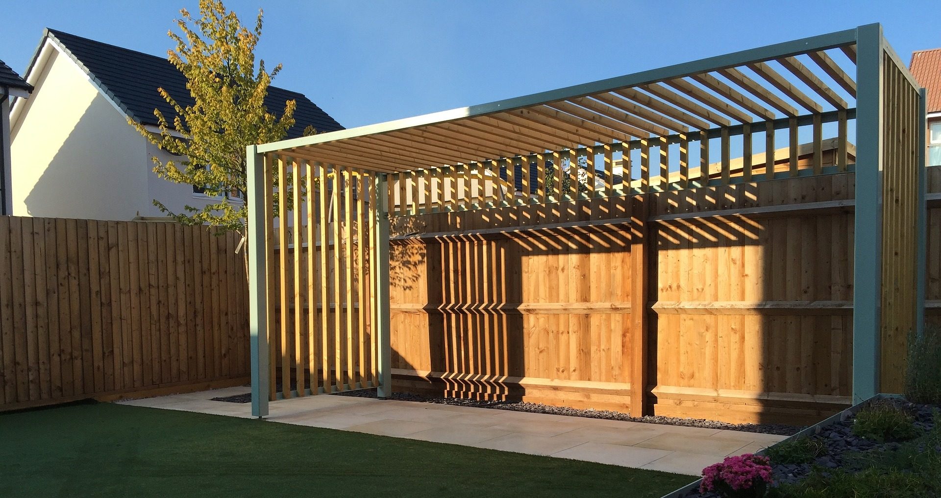 6 Green Ideas for Your Metal Pergola: Enhance Your Home's Sustainability with These Canopy Designs