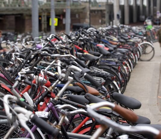 Embracing Active Travel As Key To Decarbonising Transport