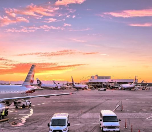 The Role of Eco-Friendly Ground Services and Facilities in Sustainable Airports.