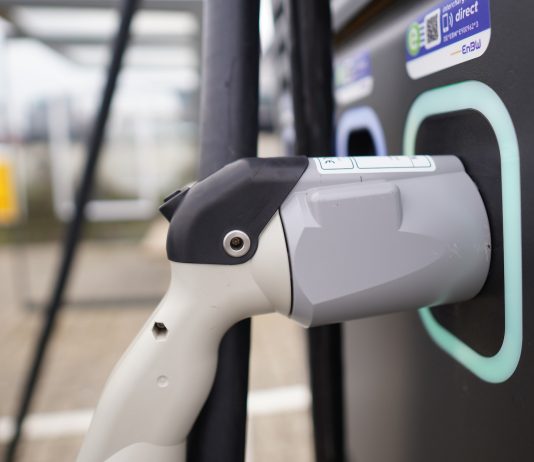 Charge your EV in 15-20 minutes: North America welcomes its first public 500 kW charging station.